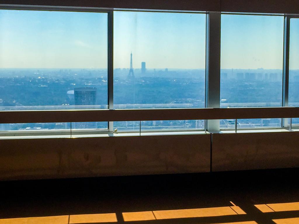 Paris La Defense Studio Puteaux Buitenkant foto