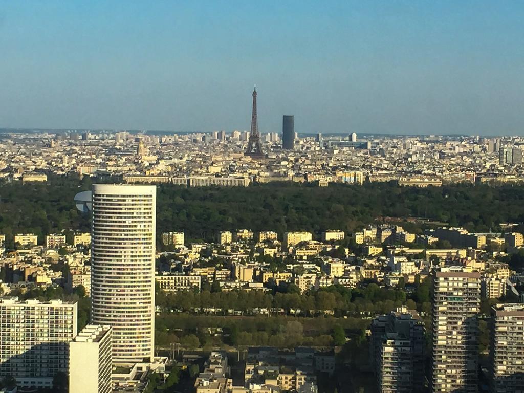 Paris La Defense Studio Puteaux Buitenkant foto